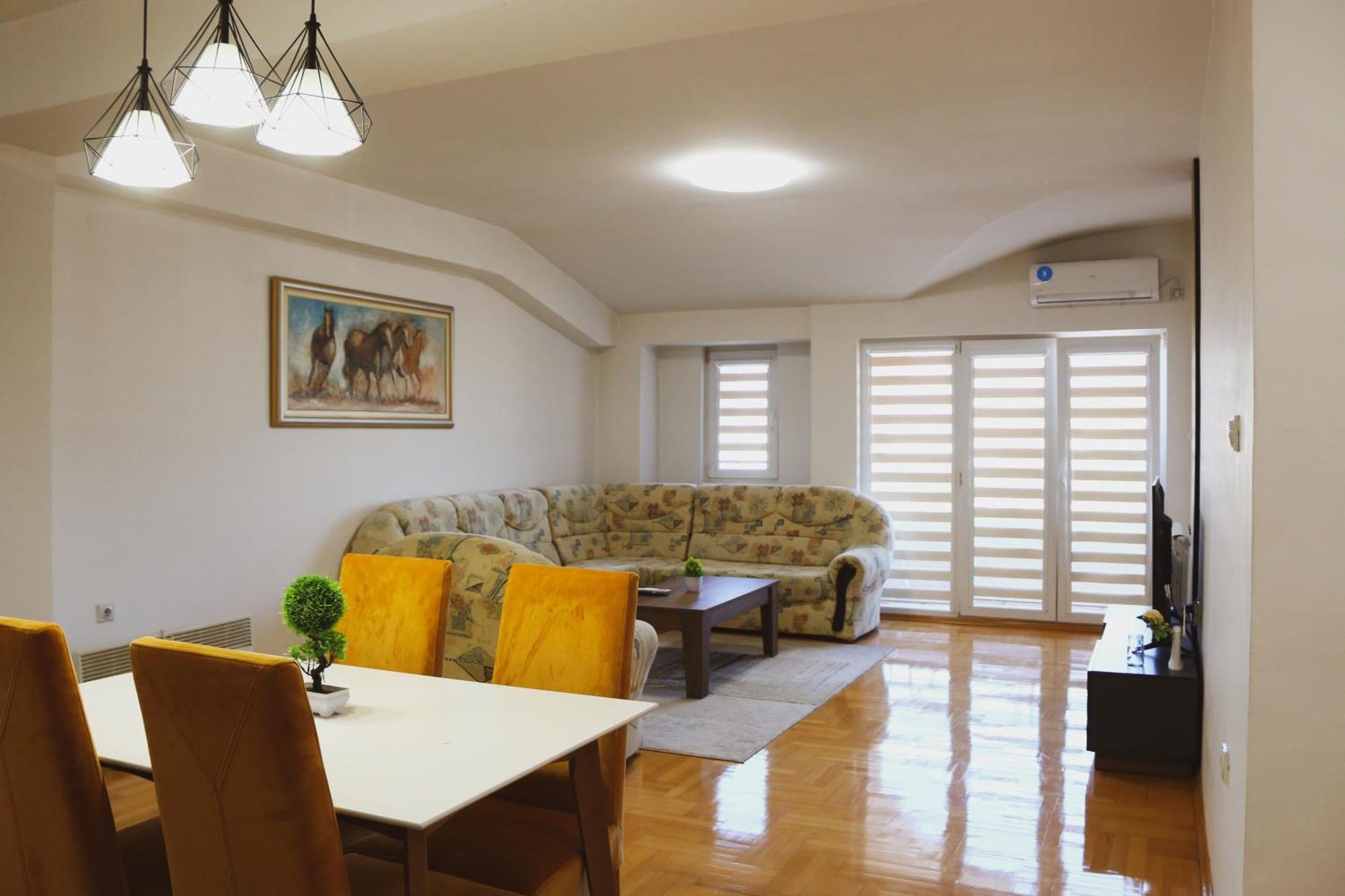 S Apartment Skopje Luaran gambar